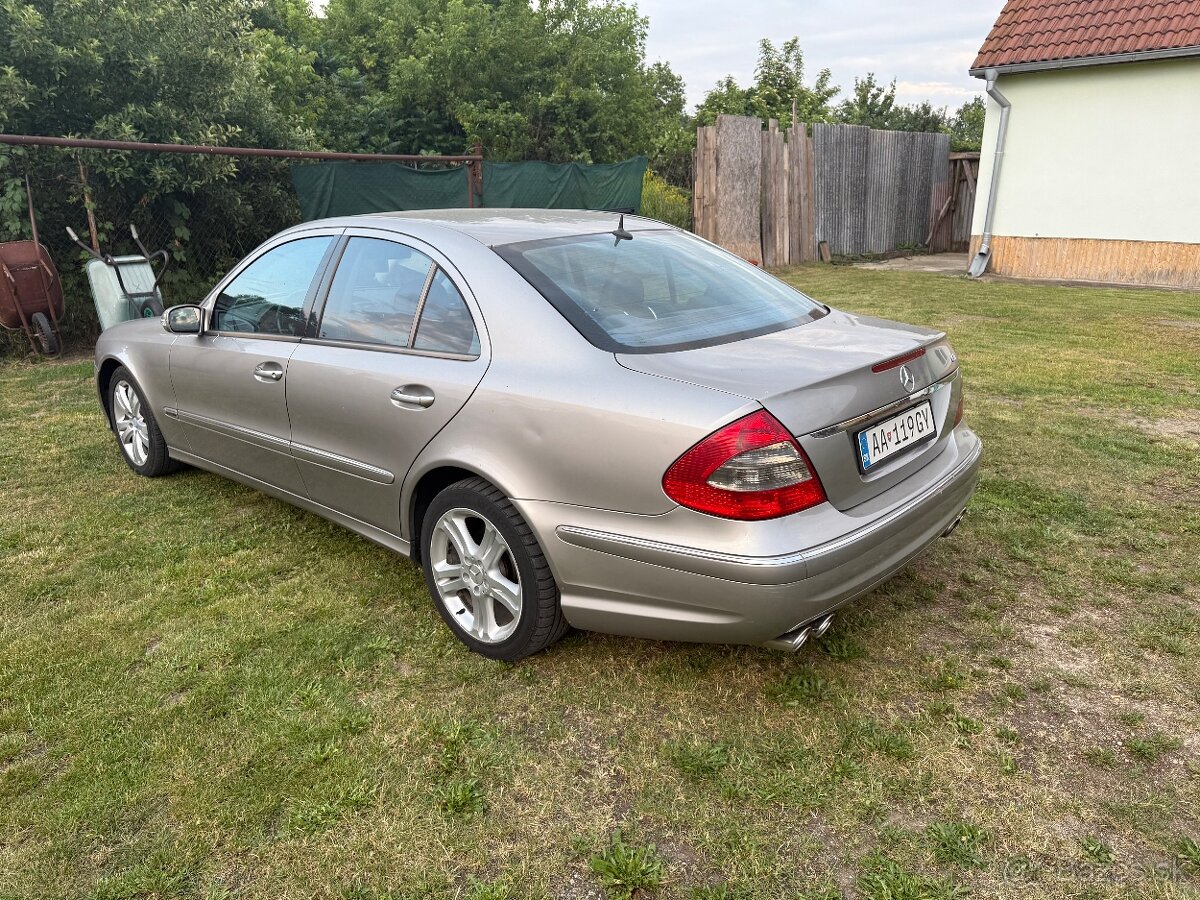 E270