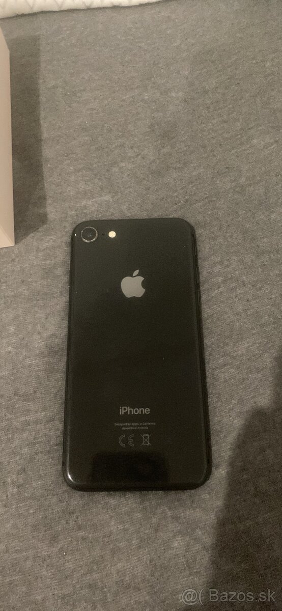 iPhone 8