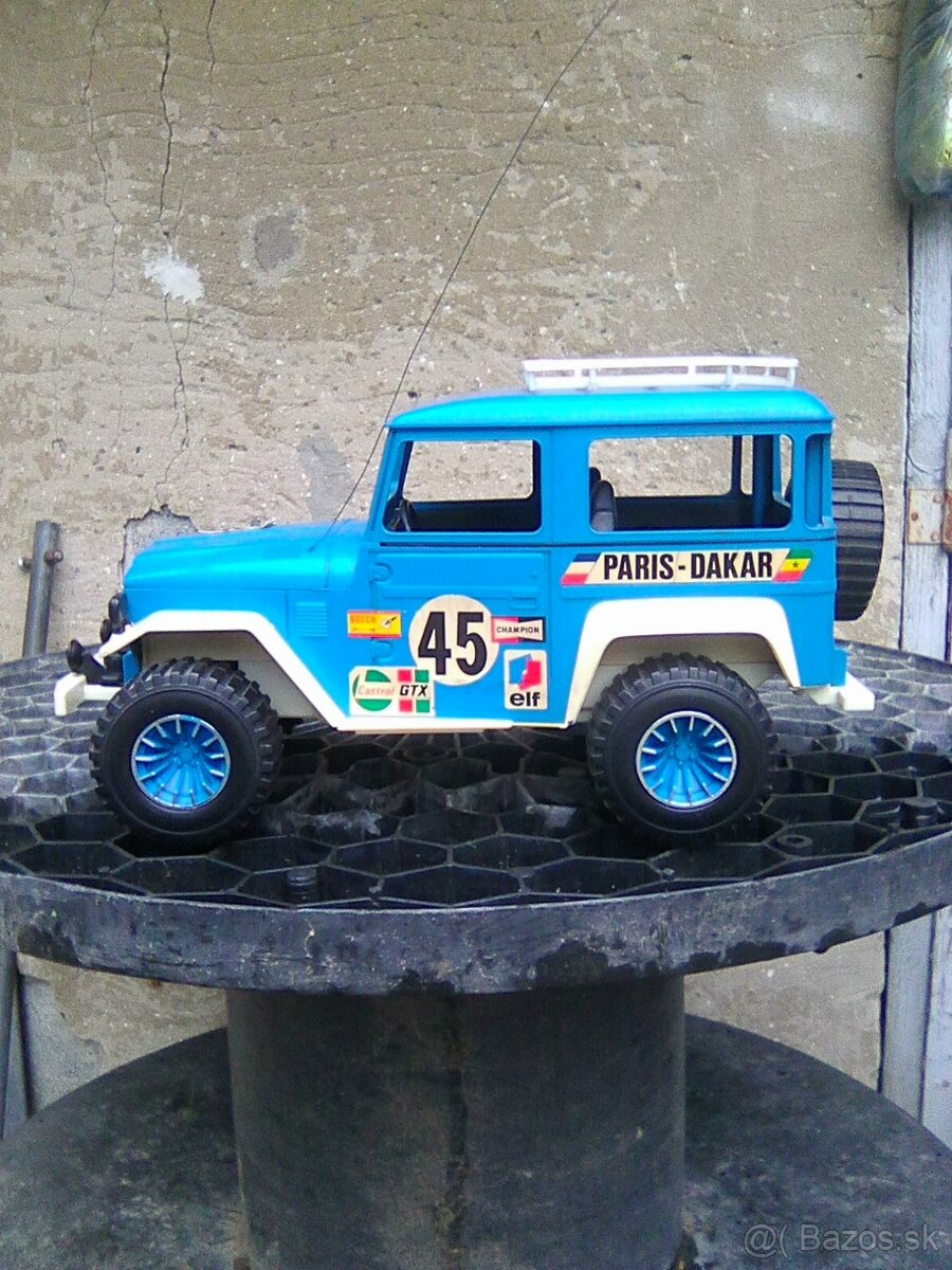 Toyota ( Joustra)