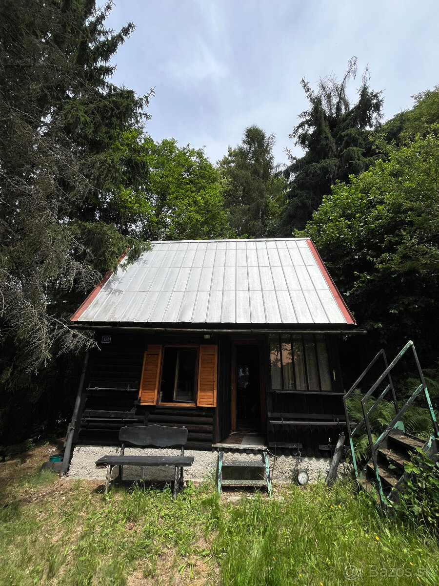 Predám Chalupu v chatovej oblasti na Bartošovej Lehôtke