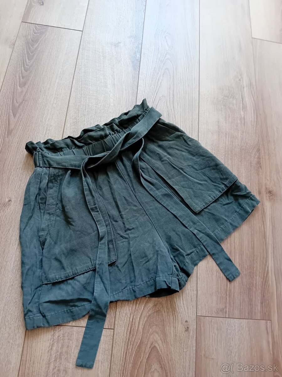 Kraťasy, ZARA, velk. XS