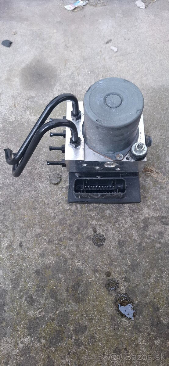 ABS / ESP pumpa Audi A4 B7 quattro