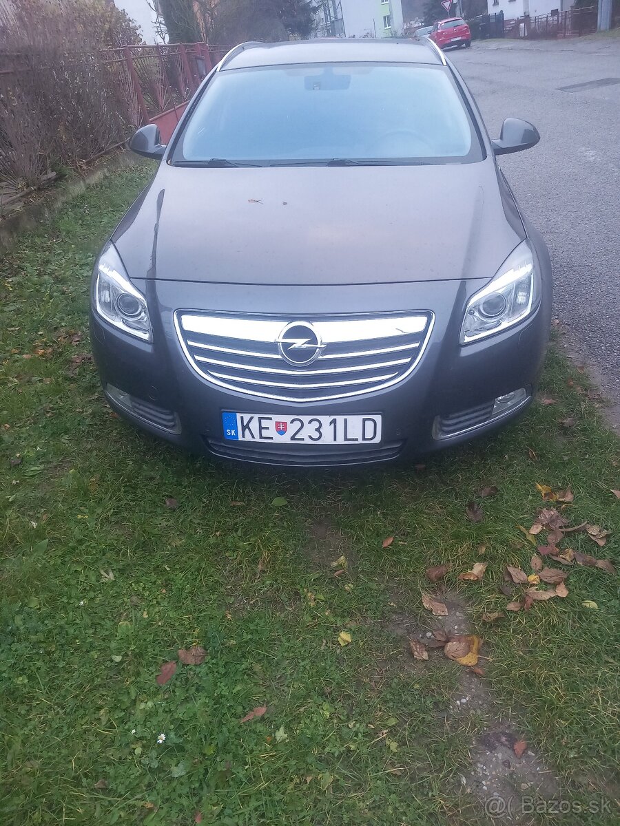 Opel ingnisia 2.00.96kw r.v 2011
