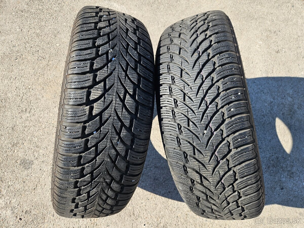 Predam 2ks zimne pneumatiky Nokian 215/65 r17