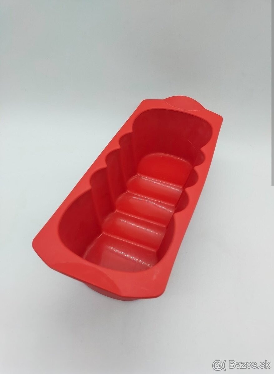Tupperware kralovska silikonova forma, nová