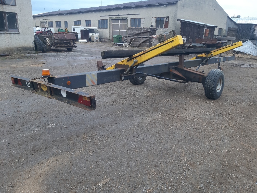 Vozík na kombajnovú lištu