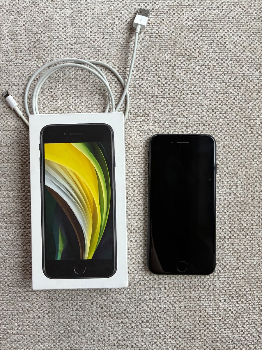 iPhone SE2020 64GB cierny black