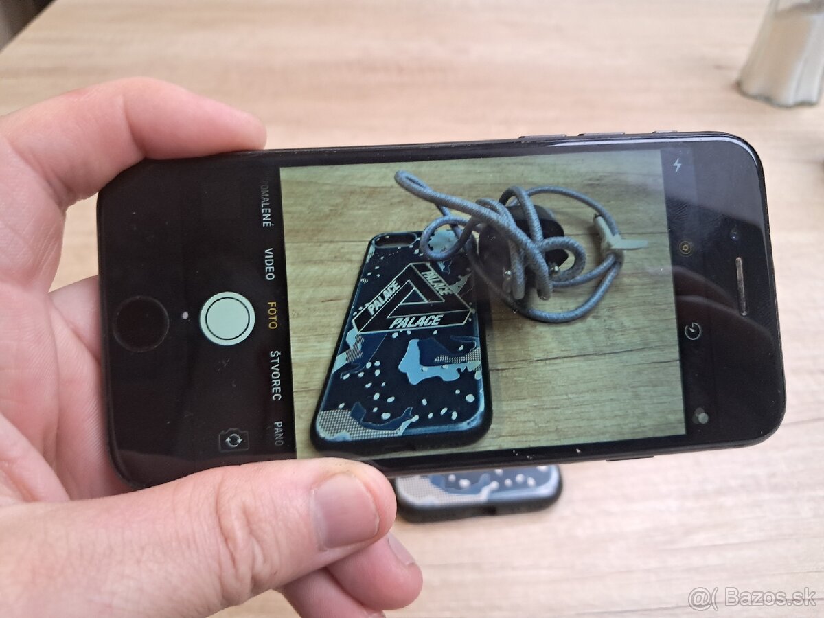 IPhone 8 dobrom stave