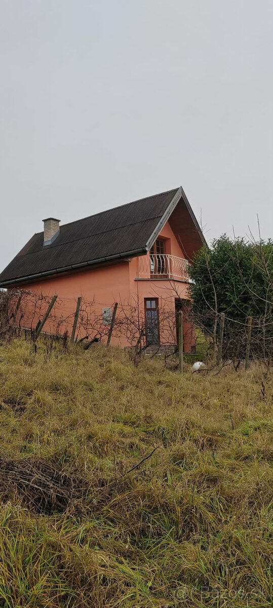 Predám vinný domček
