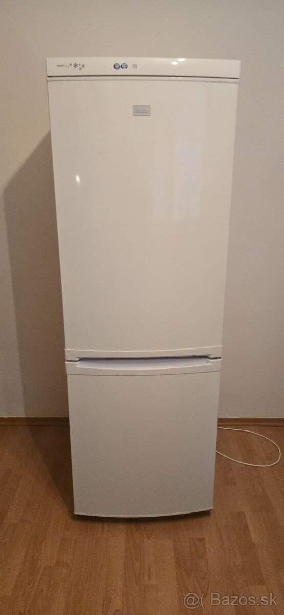 Chladnička s mrazničkou