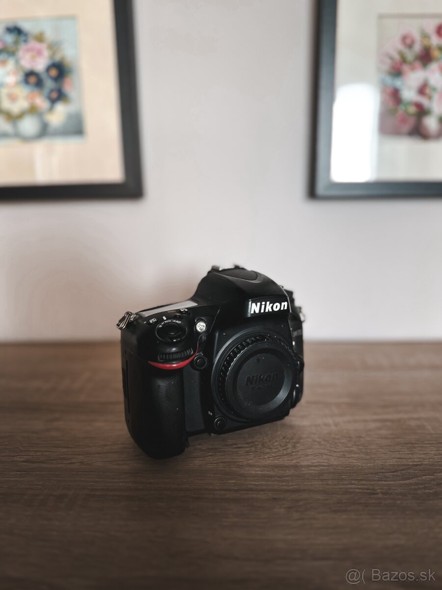 NIKON D610