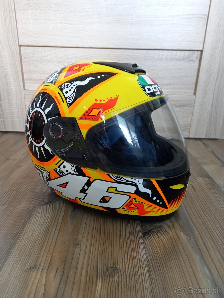 Prilba AGV (Valentino Rossi, 46)