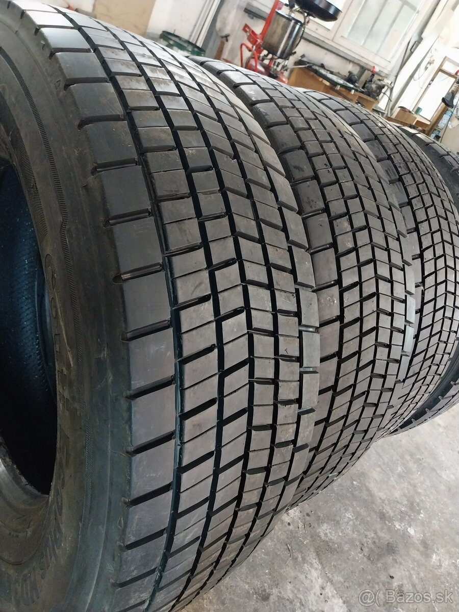 Nákladné pneumatiky 315/70 r22,5