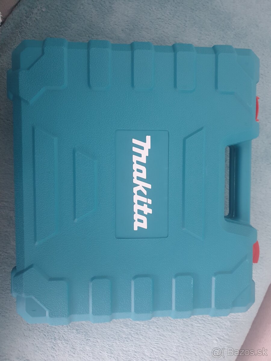 Makita