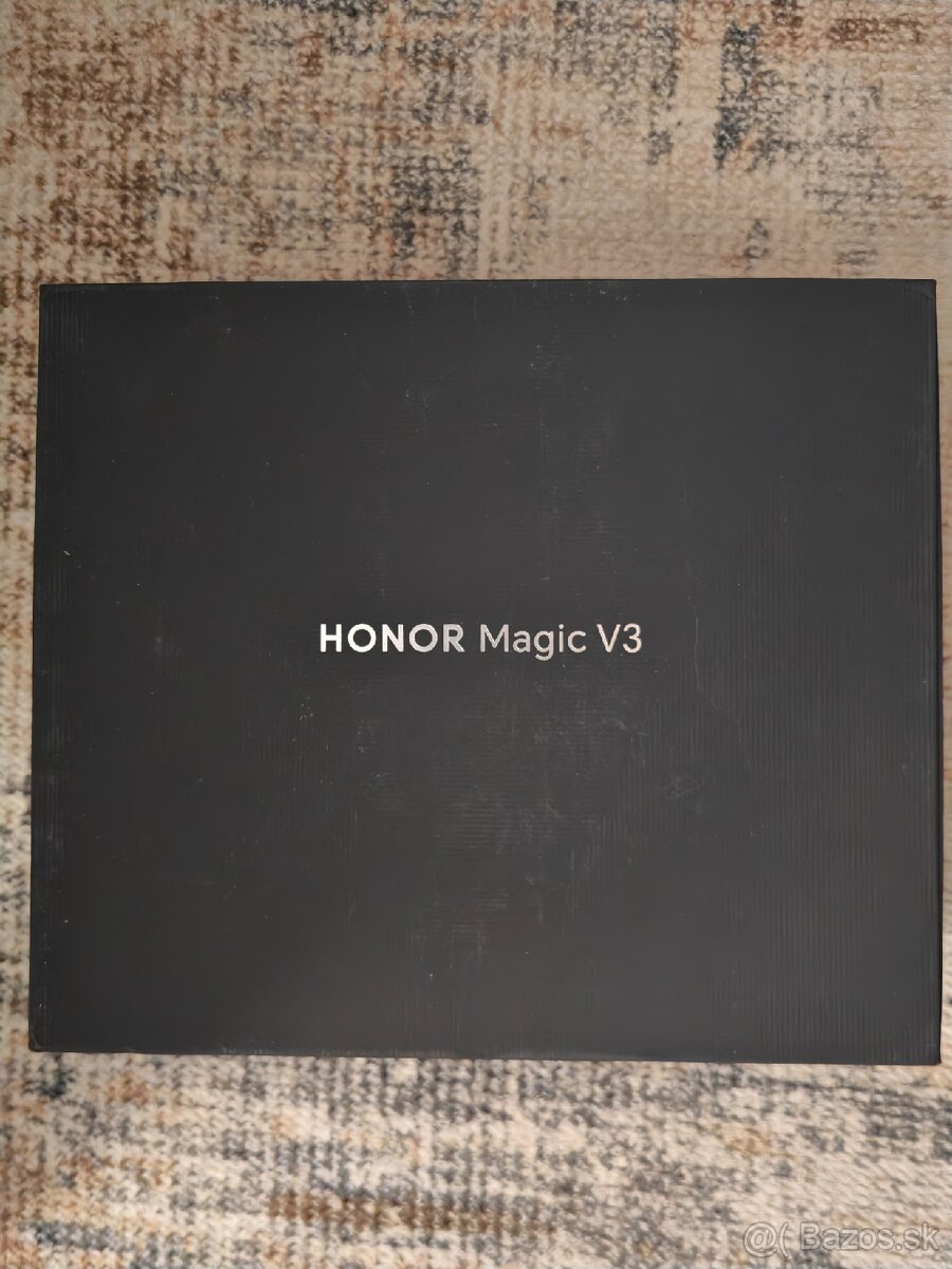 Honor Magic V3