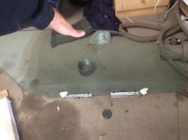 bmw e36 skla dveri, okien celeho auta VSETKY