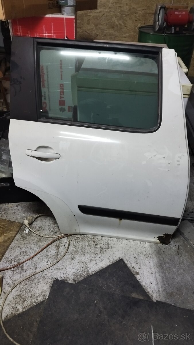 Dvere škoda yeti