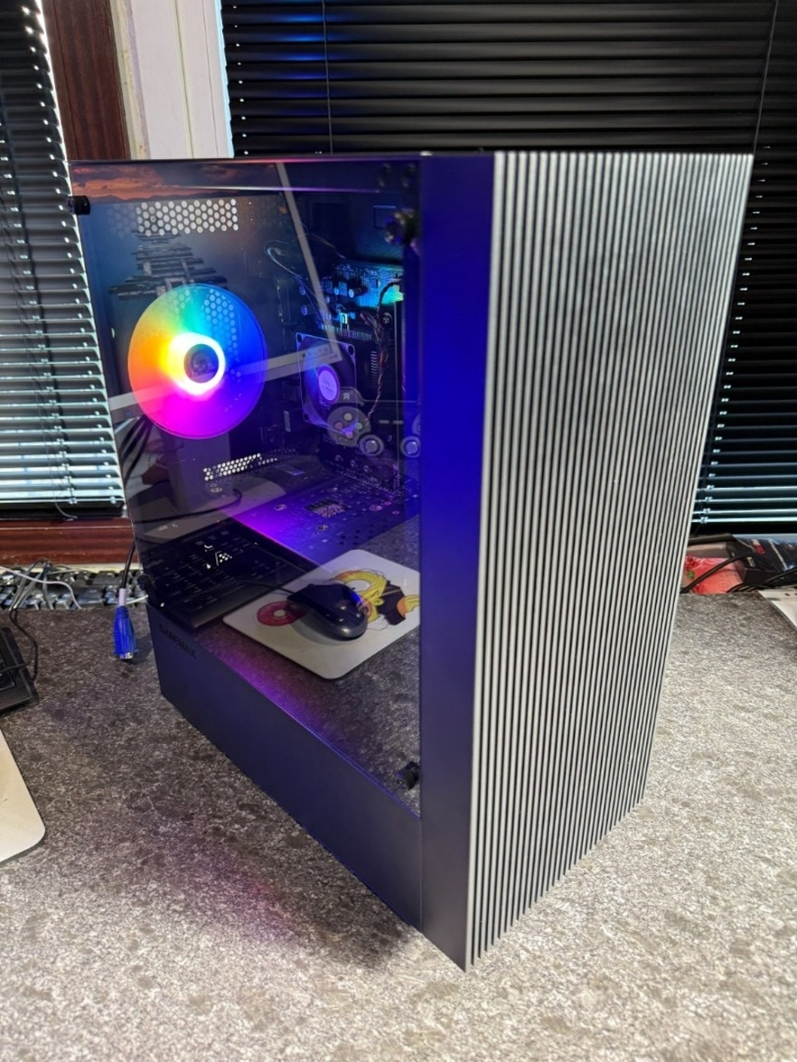 Počítač A8‑9600/8GB RAM/RX 570/120 SSD+500 HDD