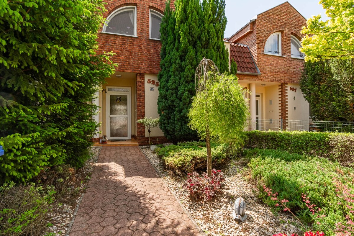 Na predaj | 4 izbový rodinný dom 146 m² - Šamorín