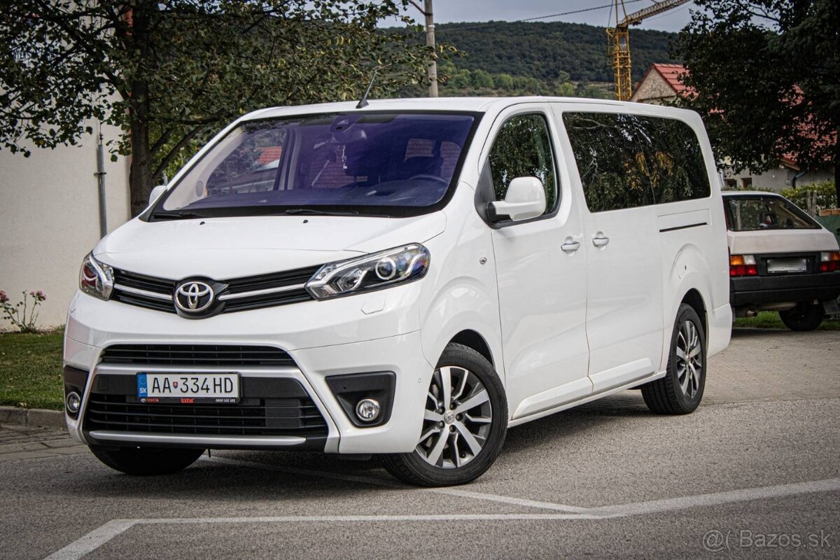 Toyota Proace Verso Family 2.0 D-4D 180 A8 City