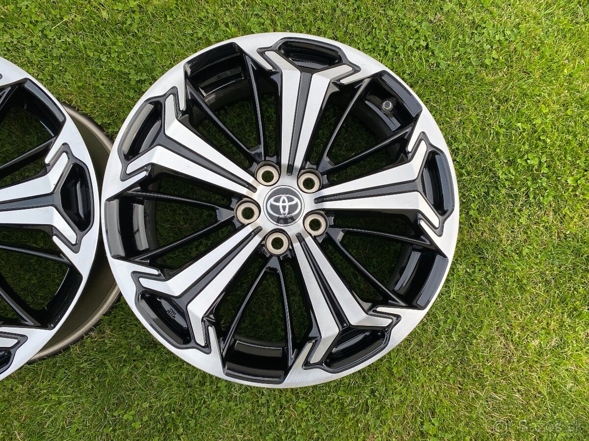 19” 5x114,3 19x7,5 ET40 Toyota RAV4 Disky