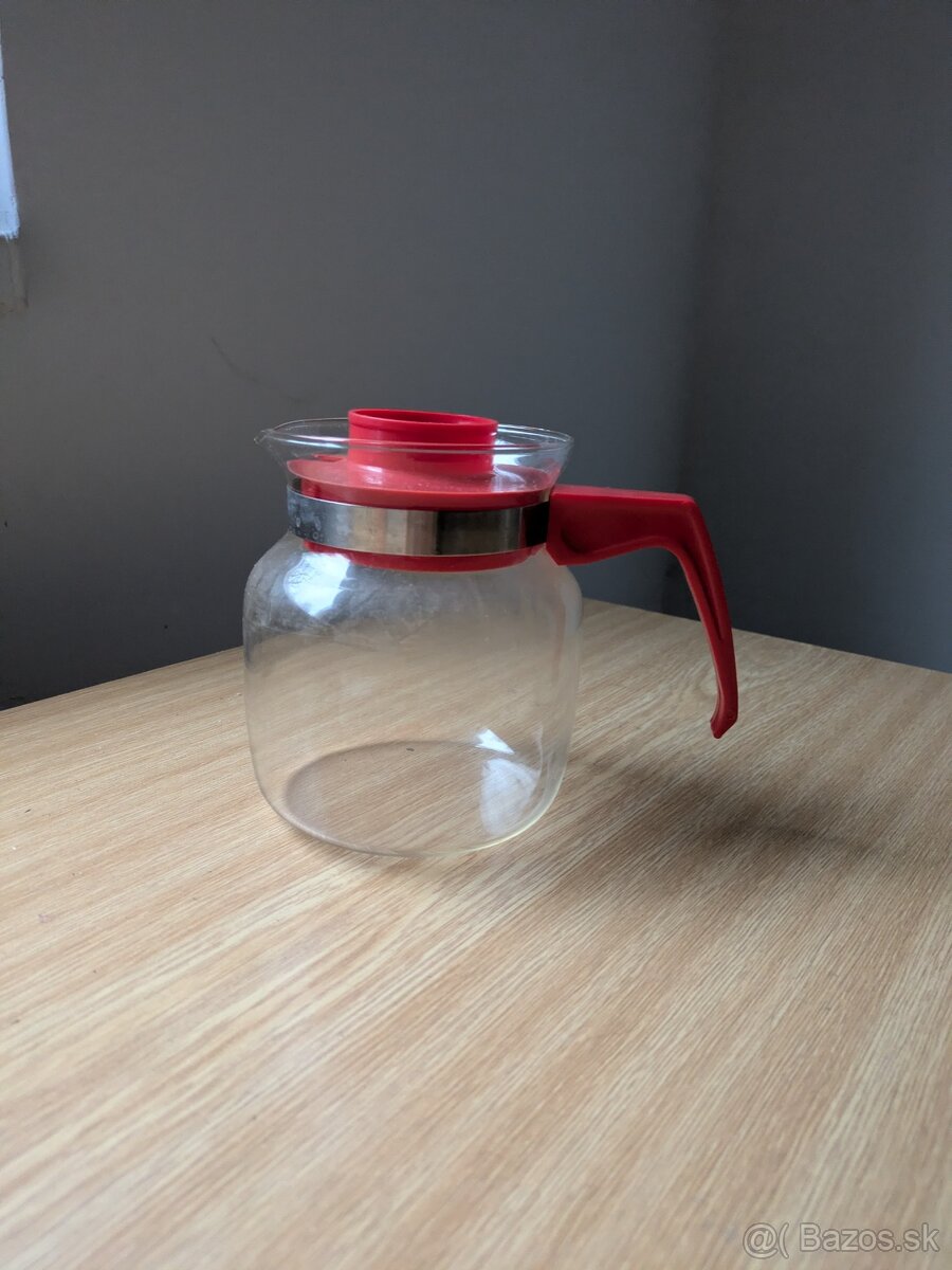 Simax glass jug