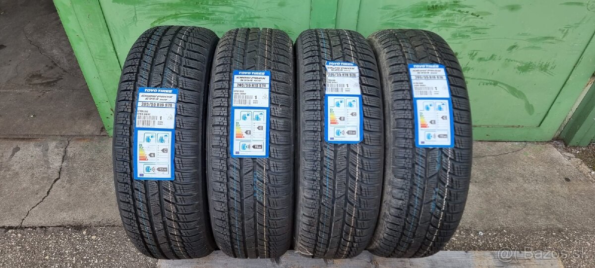 Zimné pneumatiky toyo 205/55R19
