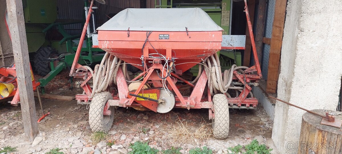 Sejačka accord pneumatícka