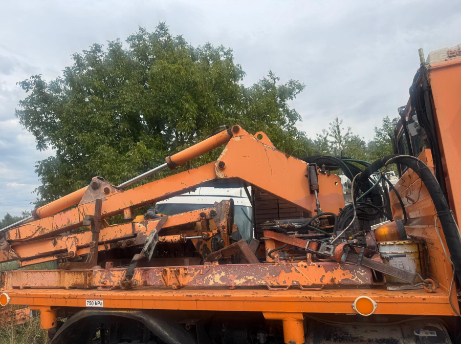 Kosacka na unimog s dverami a ovladanim