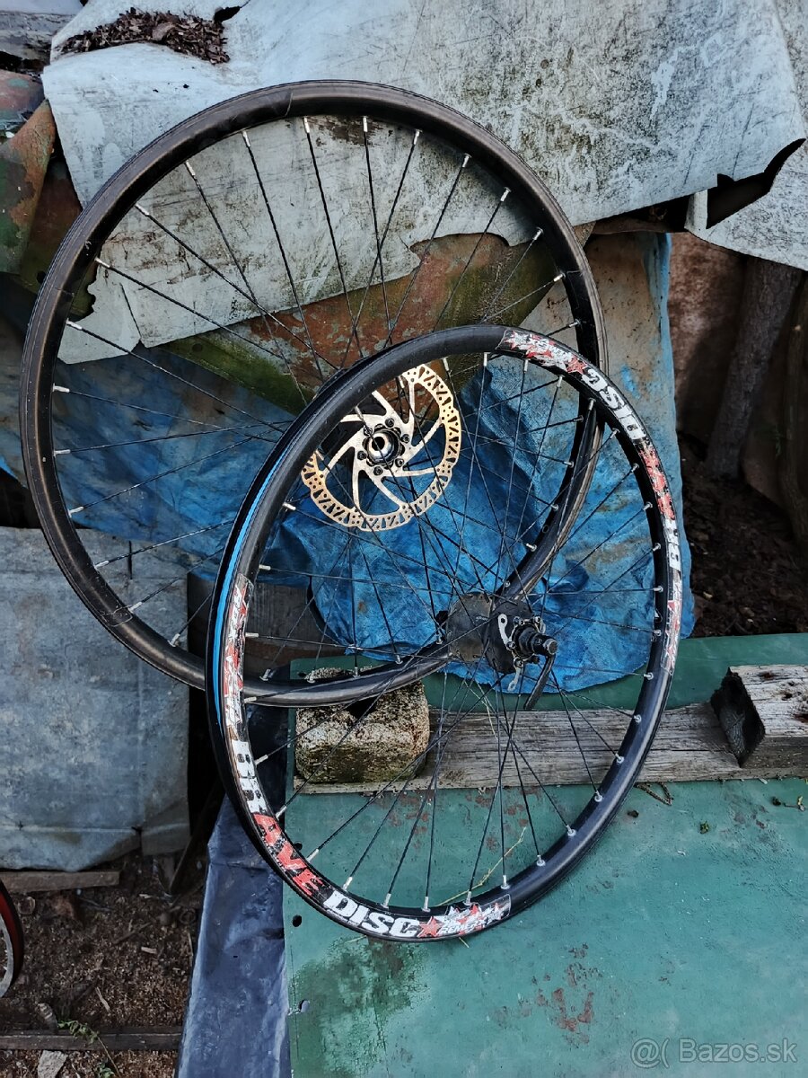 Brave Disc 26" 32Dier , poškodené náboje , rafiky 100%