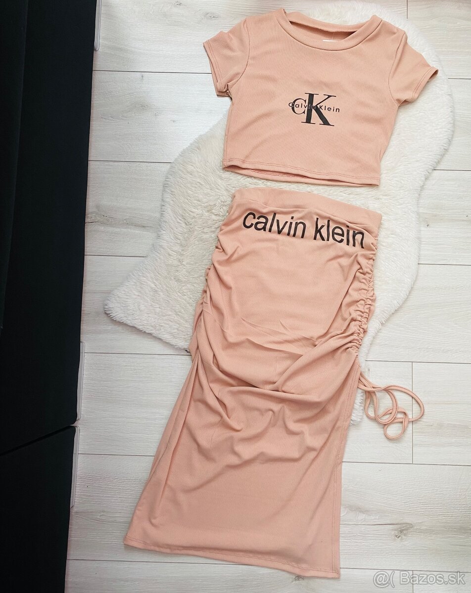 Ruzova suknova suprava Calvin klein