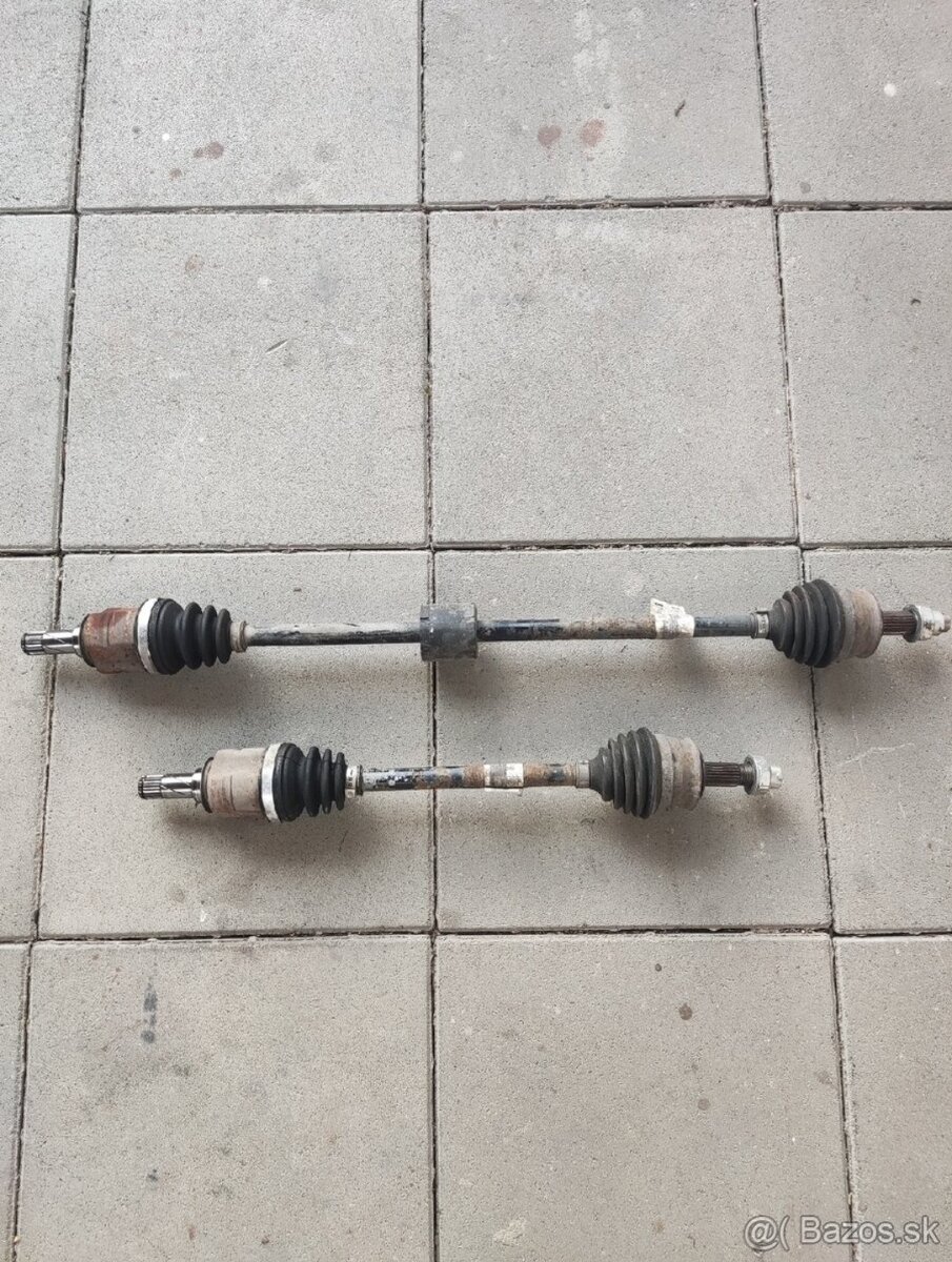 Poloosi na Opel Corsa D