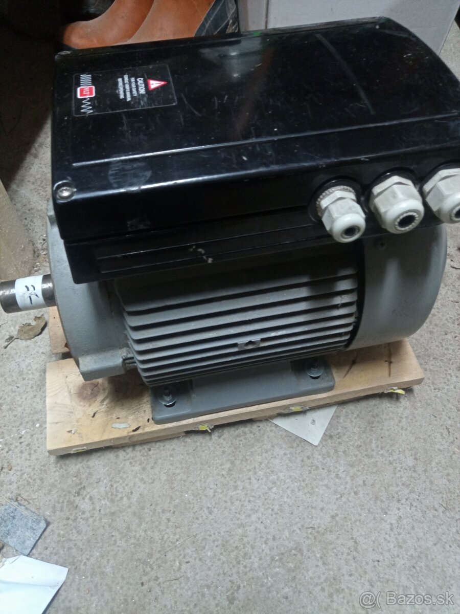 Elektromotor frekvenčný menič
