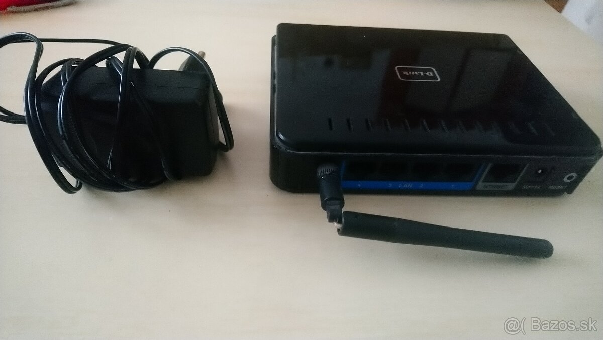 Predám router D-Link Dir 600, funkčný, zachovalý.
