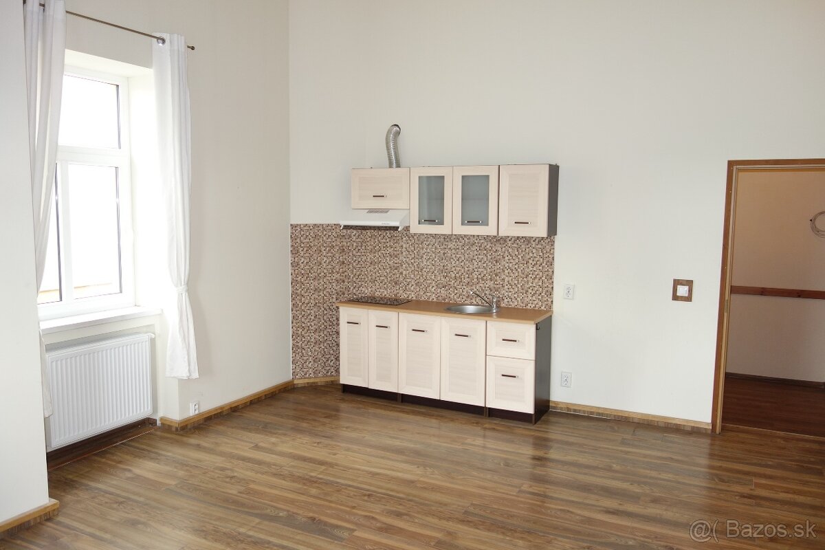 Na predaj 1 izbový byt v centre Liptovského Mikuláša