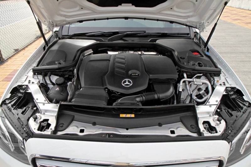Kompletny motor Mercedes benz 654.920