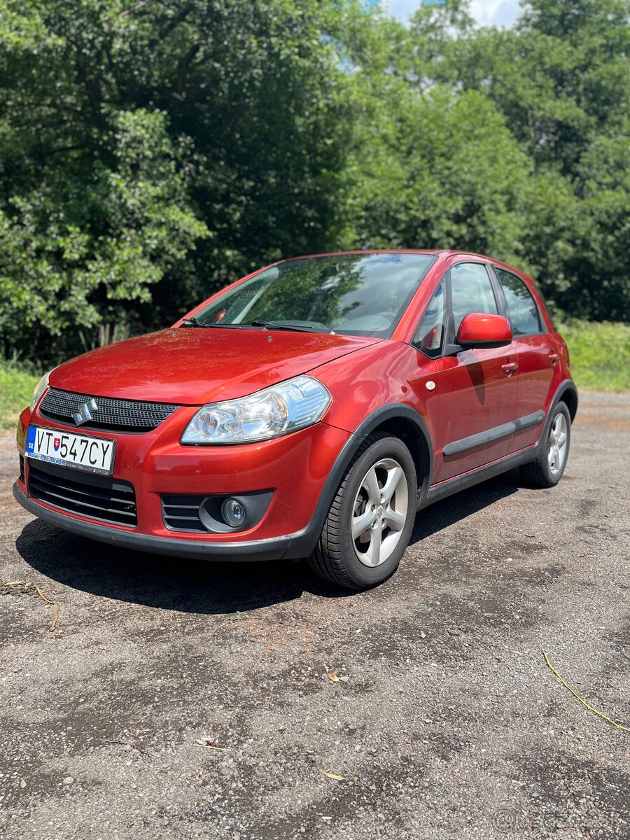 Suzuki SX4