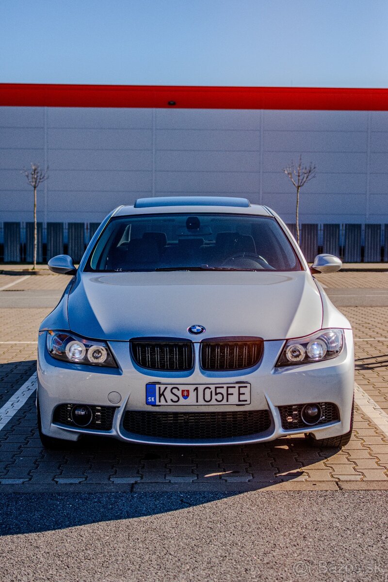 BMW E90 330xd
