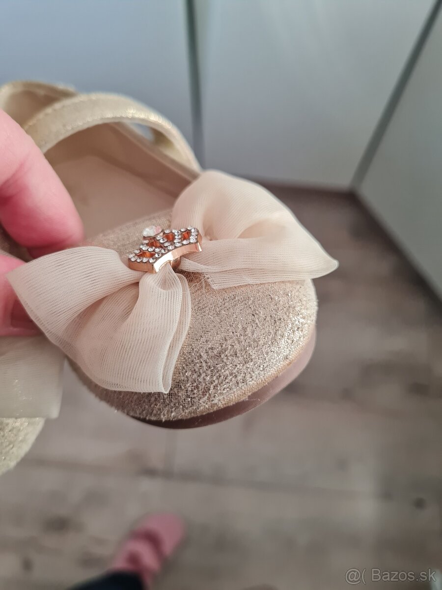 Zlate balerinky Nelli Blu 28