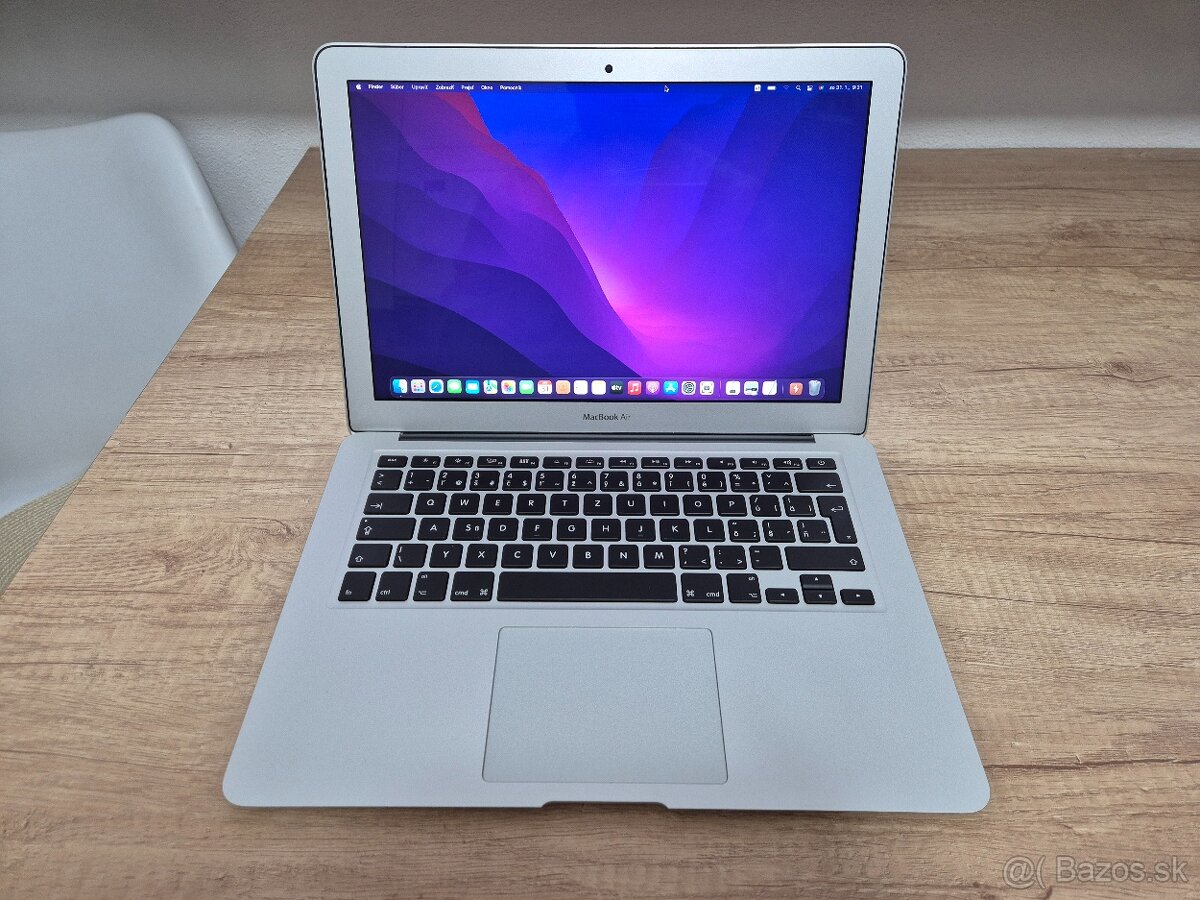 MacBook Air (13-inch, 2017) /Intel Core i5/8GB RAM/128GB SSD