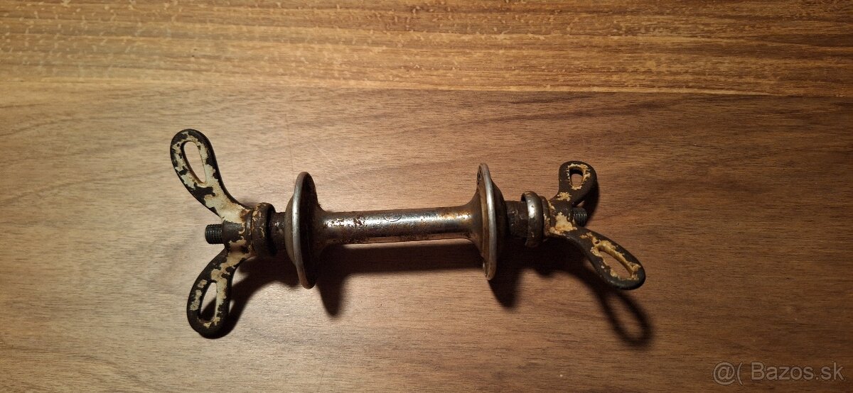 Predám predný náboj