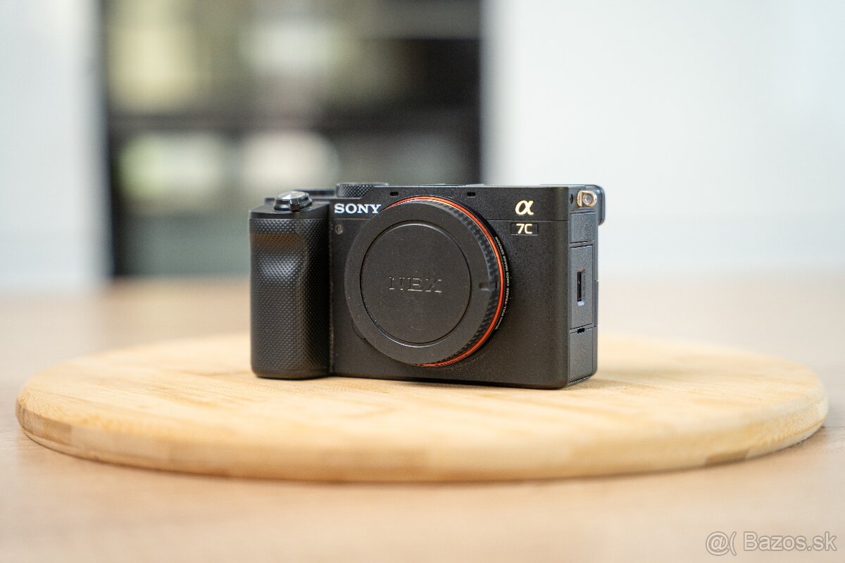 FULLFRAME SONY A7C TOP STAV