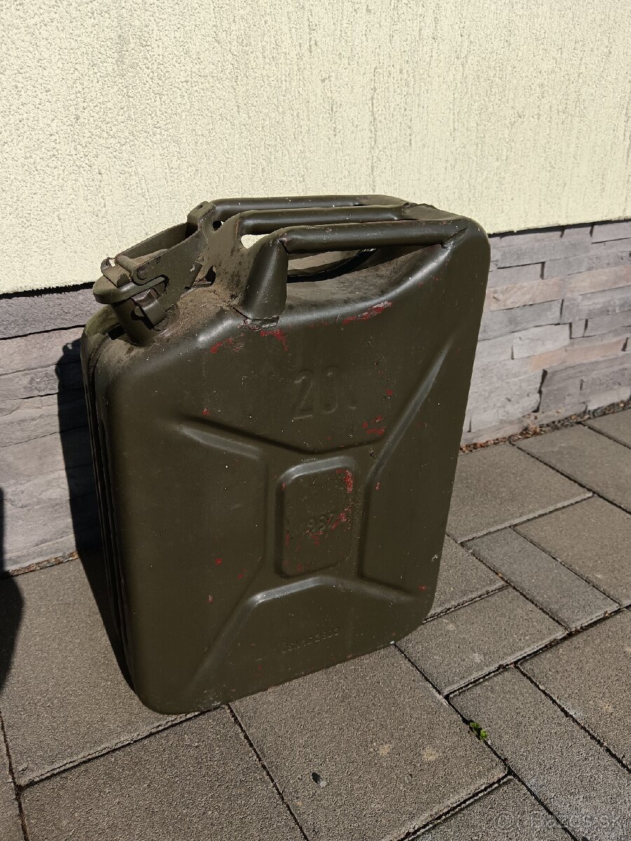 Kanister