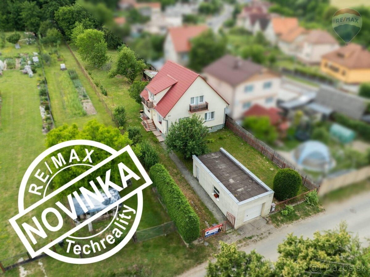NOVINKA Rodinný dom s veľkým slnečným pozemkom – Opatovce n