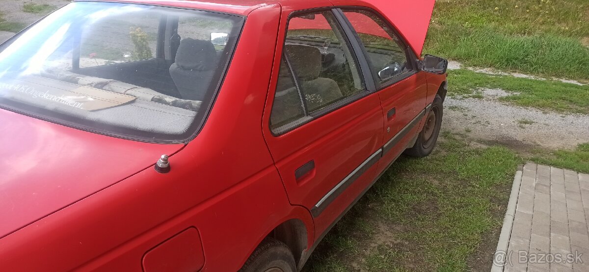 Peugeot 405