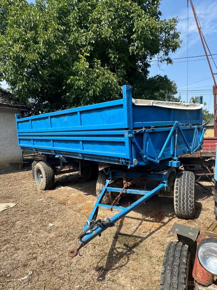Vlečka 12T