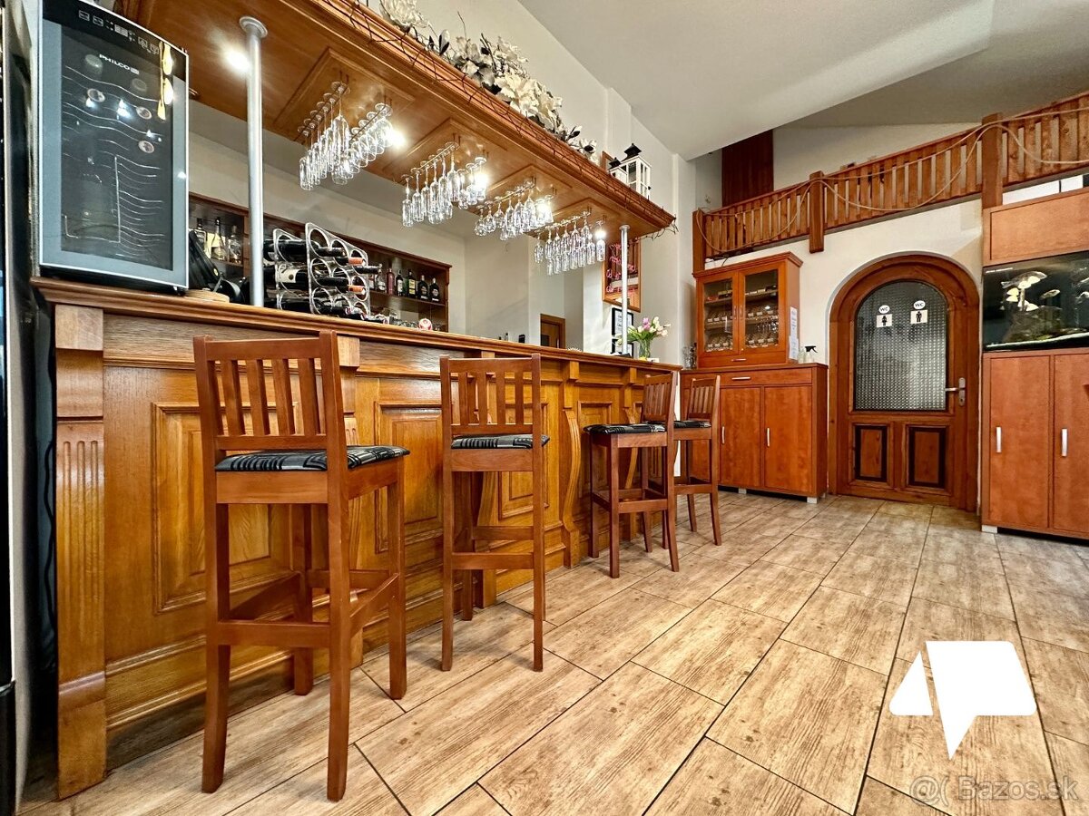 Predaj zabehnutá reštaurácia s veľkým 1- izb. bytom Zlaté Mo