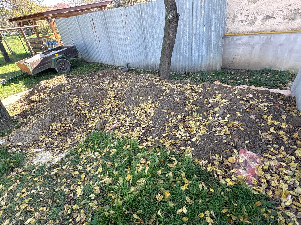 darujem hlinu za odvoz