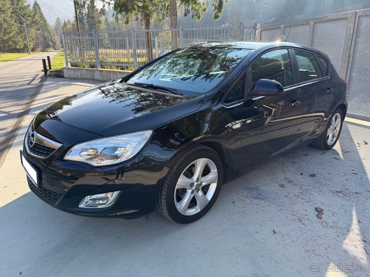 Opel Astra 1.3 CDTI Slovenské auto / 145 800 km