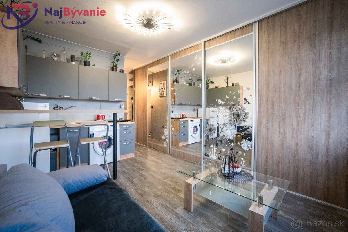 PREDAJ - Garsónka 21 m2 na sídlisku Roveň